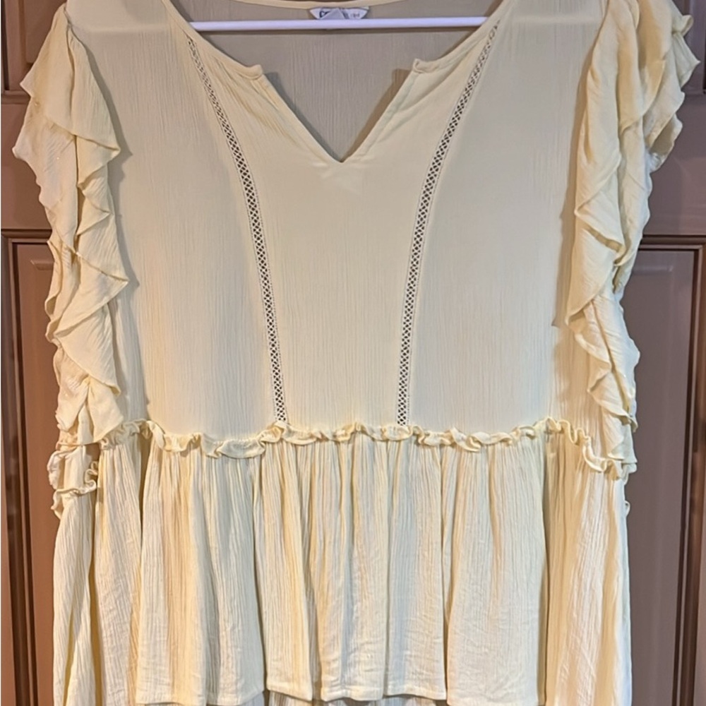 Elegant Pale Yellow Ruffled Women's Top